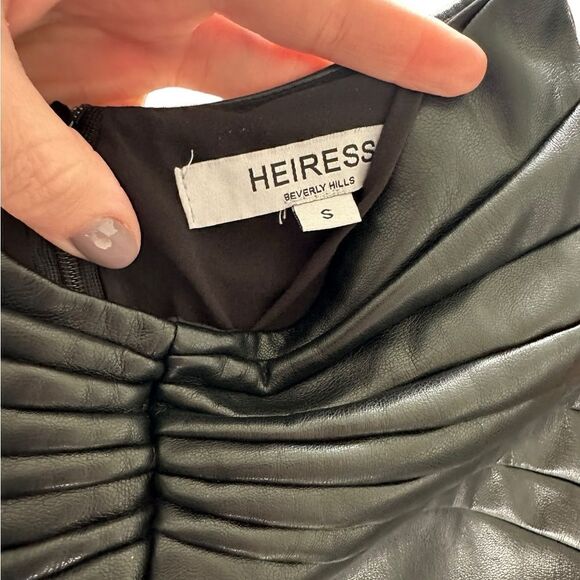 Heiress Beverly Hills Vegan Black Leather Mini Skirt - Picture 6 of 8